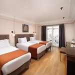 Recital Park Otel 4*