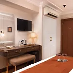 Recital Park 4*