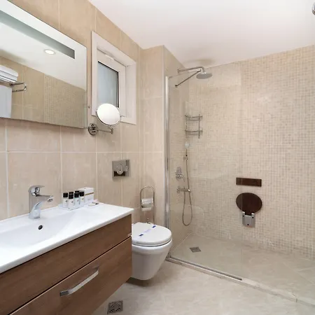 فندق Recital Park 4*